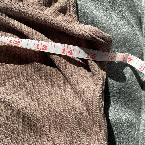 Ingrid and Isabel Maternity Nursing Dress - Picture 6 of 7